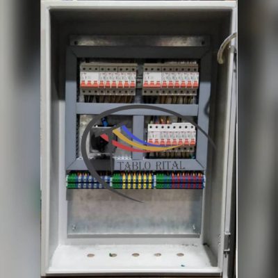تابلو برق یو پی اس ( UPS ) - طراحی ، ساخت و مونتاژ و فروش تابلو برق های صنعتی - جهت خرید تابلو برق با ما تماس بگیرید 