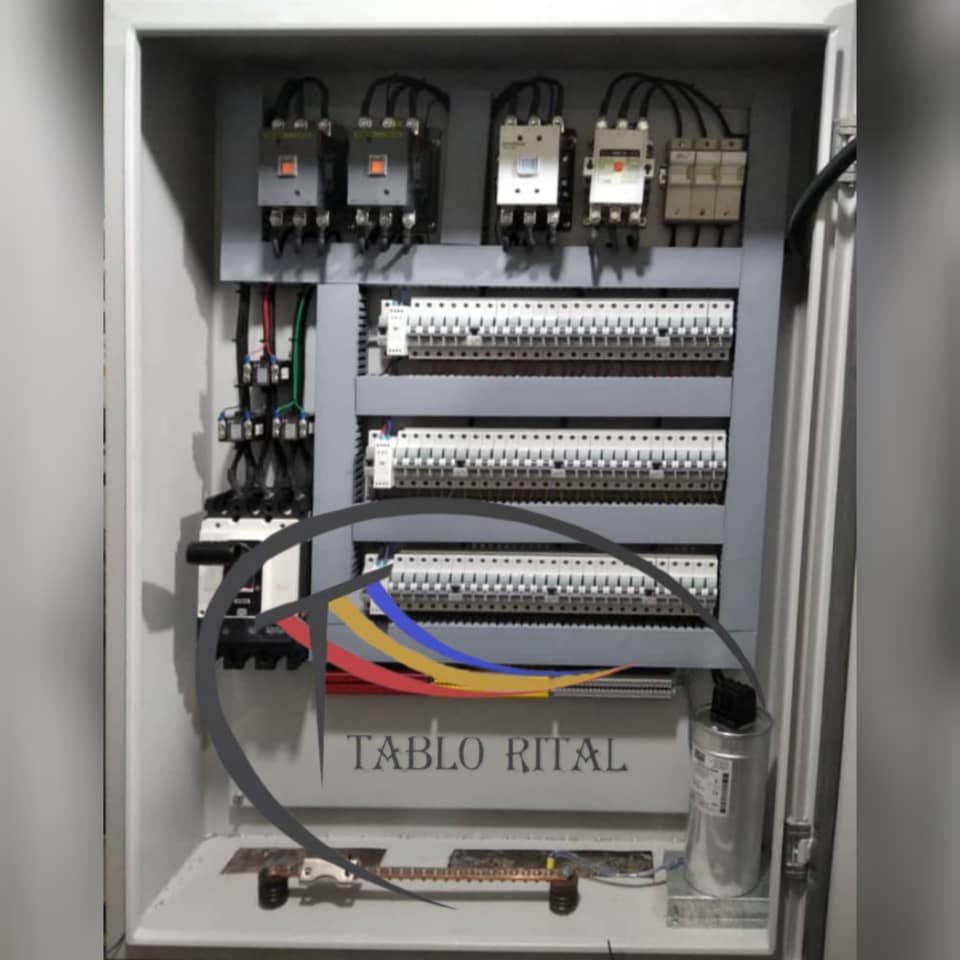 ساخت و مونتاژ و فروش تابلو برق صنعتی تقسیم برق کارخانه در تابلو ریتال .جهت سفارش طراحی و مونتاژ انواع تابلو برق صنعتی همچون تابلو برق استخری ، تابلو برق ستاره مثلث ،تابلو برق موتورخانه و ... با ما تماس بگیرید . 25